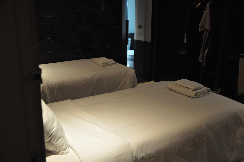 Pietra Bangkok Hotel Buitenkant foto