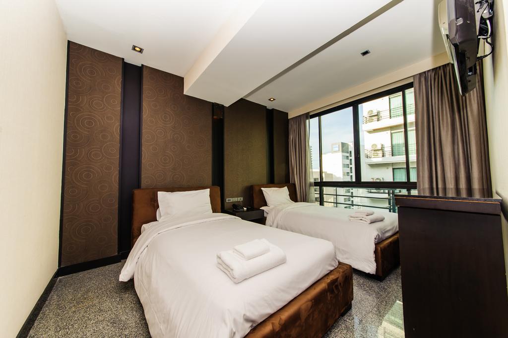 Pietra Bangkok Hotel Buitenkant foto
