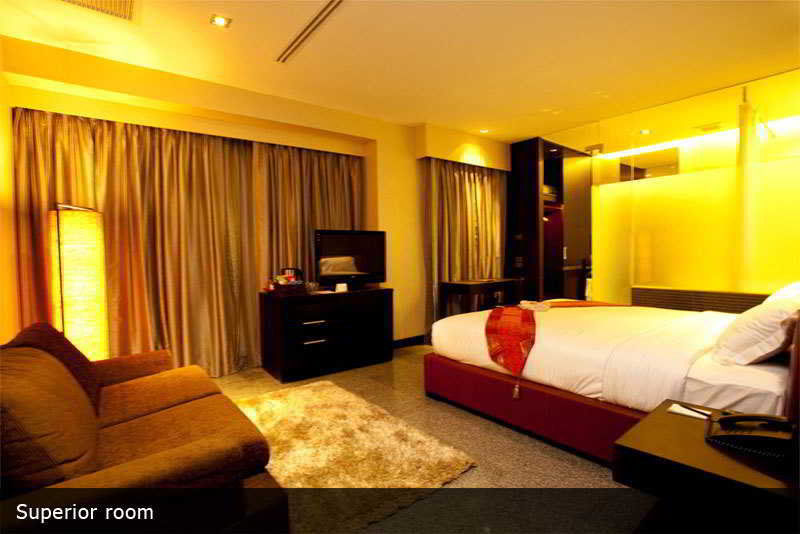 Pietra Bangkok Hotel Buitenkant foto