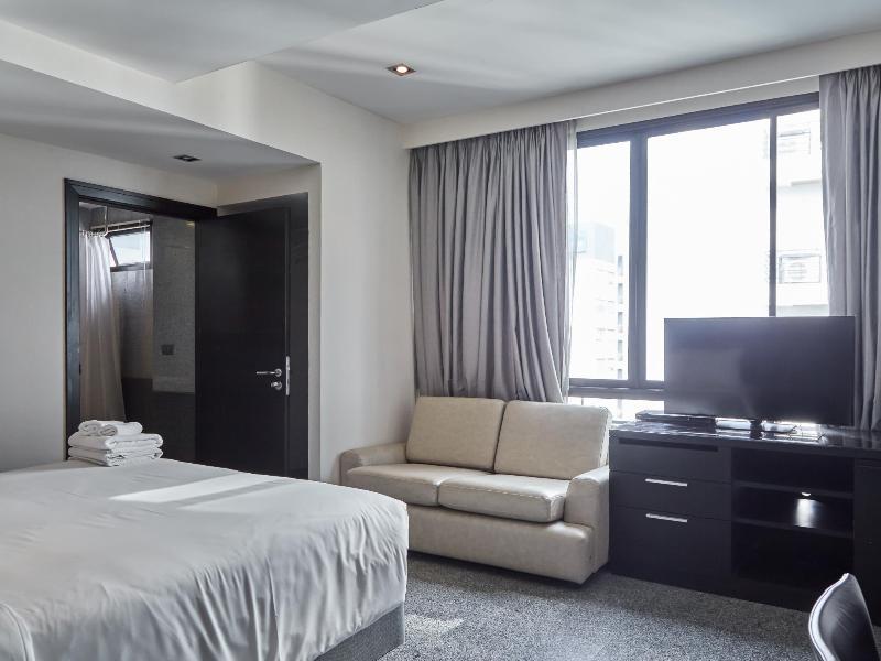 Pietra Bangkok Hotel Buitenkant foto